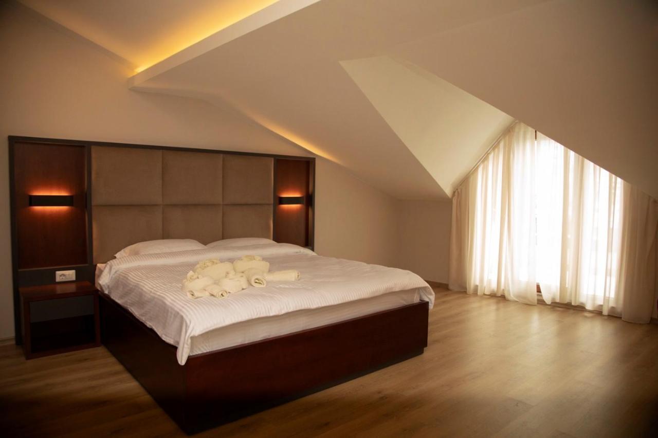 Hotel Oferta Prizren Exterior photo