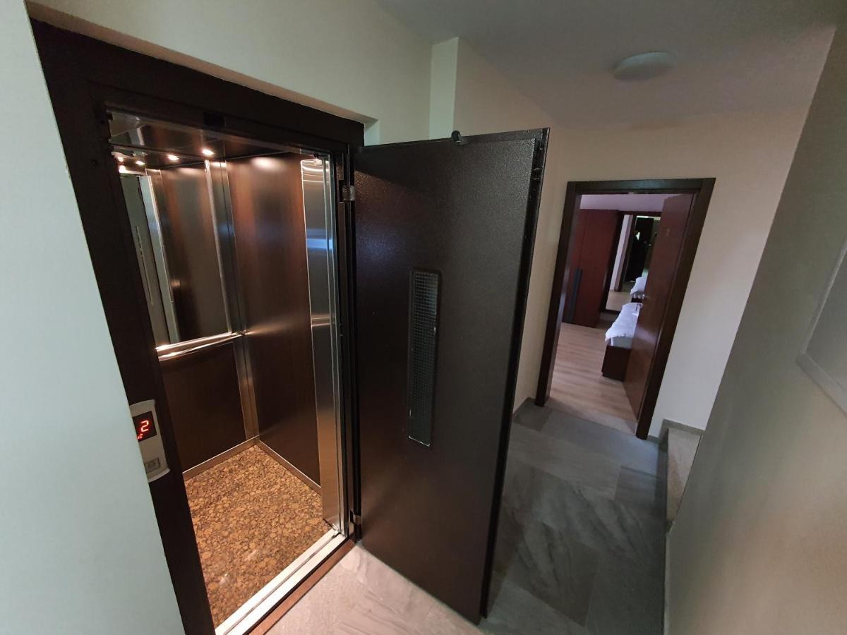 Hotel Oferta Prizren Exterior photo