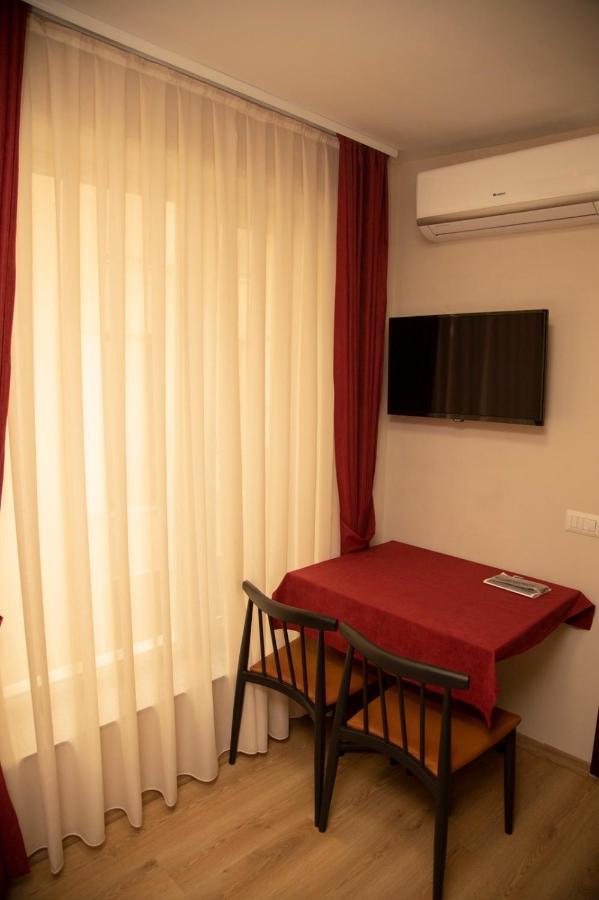 Hotel Oferta Prizren Exterior photo