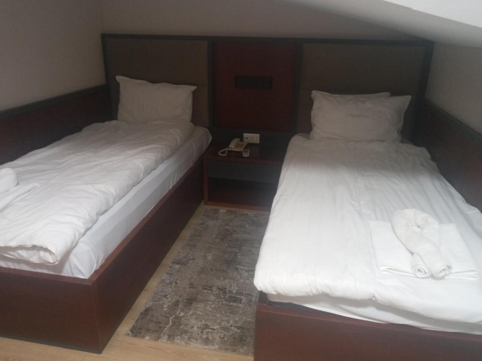 Hotel Oferta Prizren Exterior photo